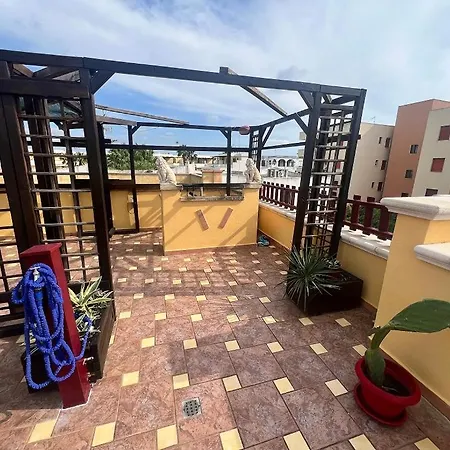 Del Glicine Baia Apartment